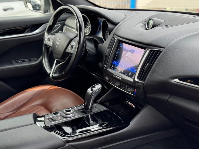 MASERATI Levante usata, con Controllo trazione