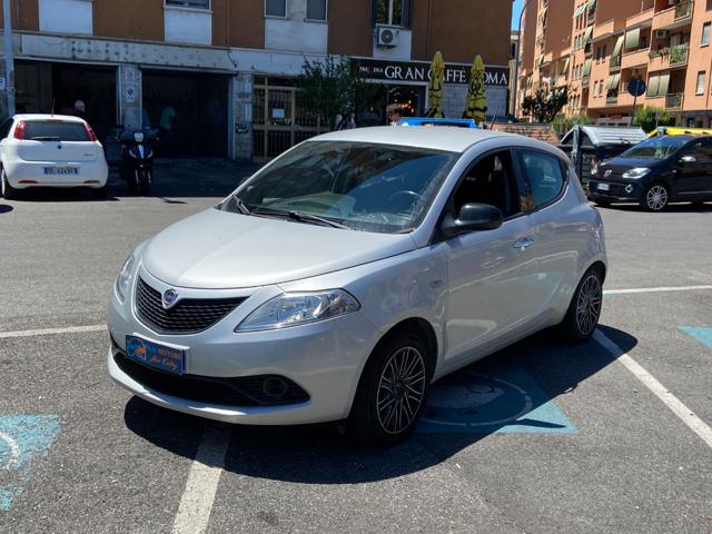 LANCIA Ypsilon usata, con ABS