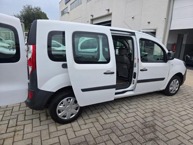 RENAULT Kangoo usata, con Servosterzo