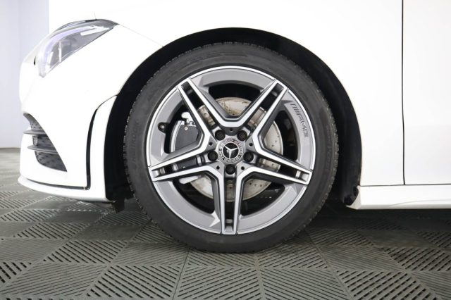 MERCEDES-BENZ CLA usata 8
