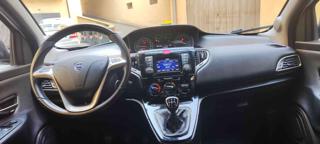 LANCIA Ypsilon usata, con Autoradio