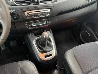 RENAULT Scenic usata, con Controllo automatico clima