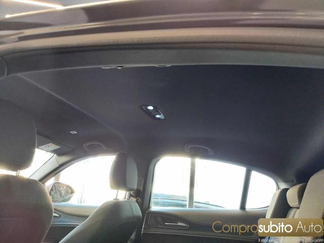 ALFA ROMEO Stelvio usata, con Airbag testa