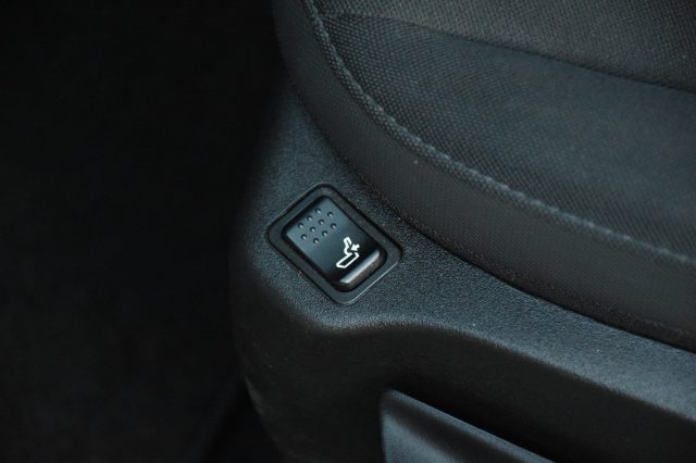 JEEP Renegade usata, con USB