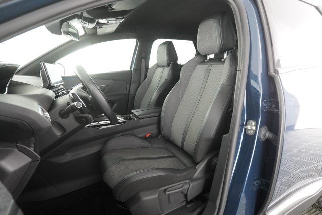 PEUGEOT 3008 usata 8
