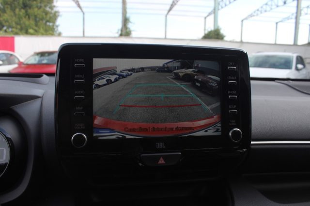 TOYOTA Yaris usata, con USB