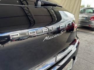 PORSCHE Macan usata, con Bracciolo