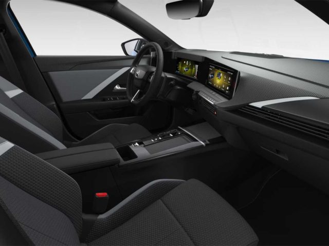 OPEL Astra usata, con Controllo trazione