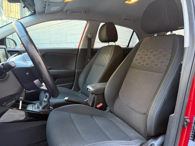 KIA Rio usata, con Servosterzo