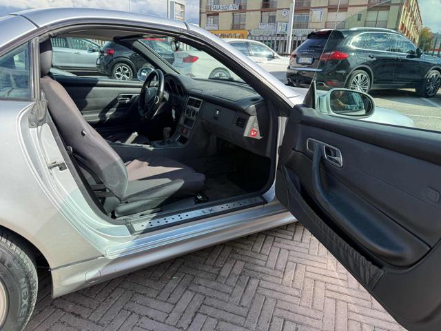 MERCEDES-BENZ SLK 200 usata, con Controllo automatico clima