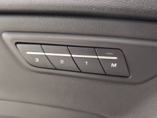 JAGUAR E-Pace usata, con Regolazione elettrica sedili