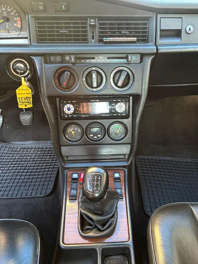 MERCEDES-BENZ 190 usata, con Autoradio
