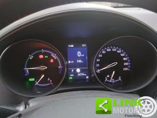 TOYOTA C-HR usata, con Isofix