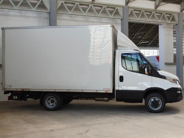 IVECO Daily usata, con Cruise Control