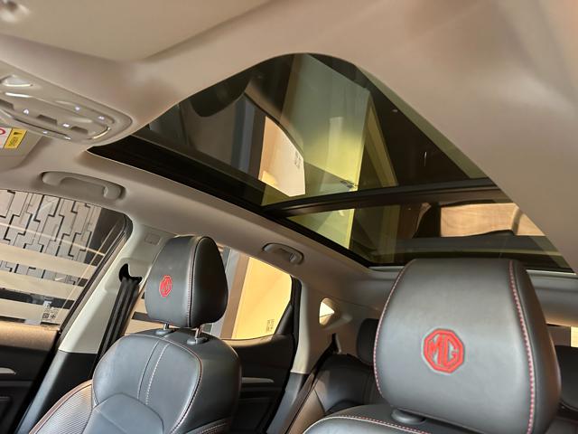 MG ZS usata, con Boardcomputer