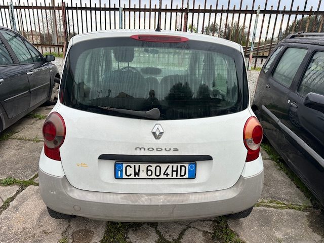 RENAULT Modus usata, con ABS