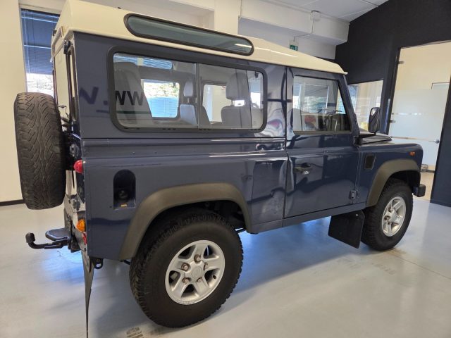 LAND ROVER Defender usata, con Cronologia tagliandi