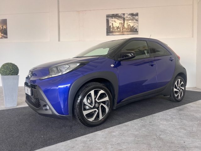 TOYOTA Aygo X usata, con Airbag