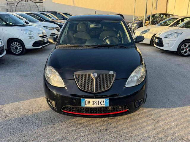 LANCIA Ypsilon usata, con Airbag