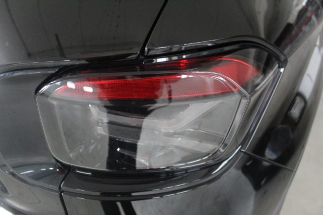 JEEP Avenger usata, con USB