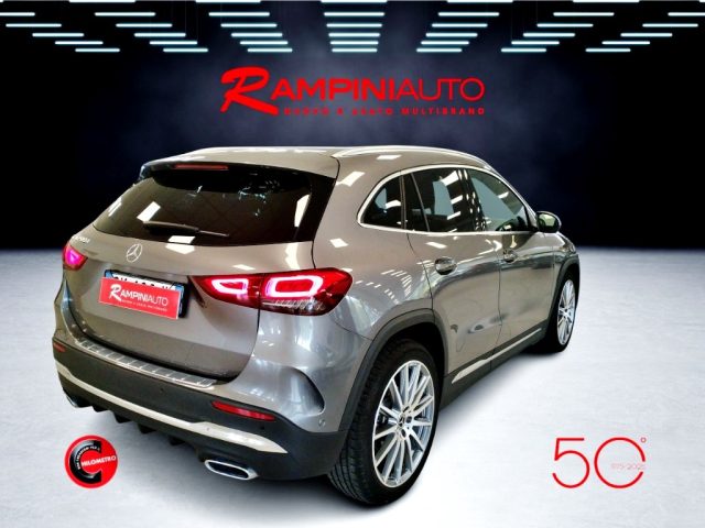 MERCEDES-BENZ GLA 200 usata 8
