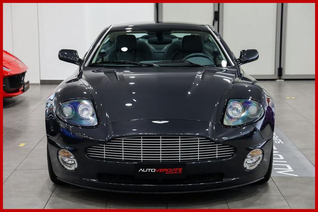 ASTON MARTIN V12 Vanquish usata, con Airbag