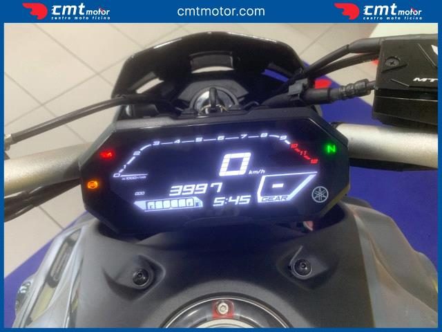 YAMAHA MT-07 usata 4