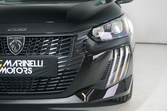 PEUGEOT 208 usata, con Volante in pelle