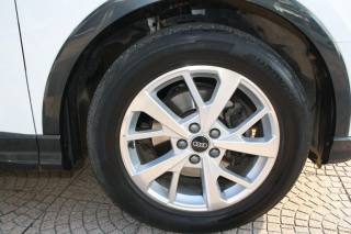 AUDI Q3 usata, con Sensori di parcheggio anteriori