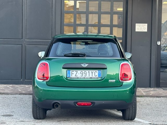 MINI One usata, con Autoradio