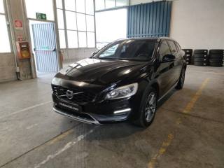 VOLVO V60 Cross Country usata, con Airbag