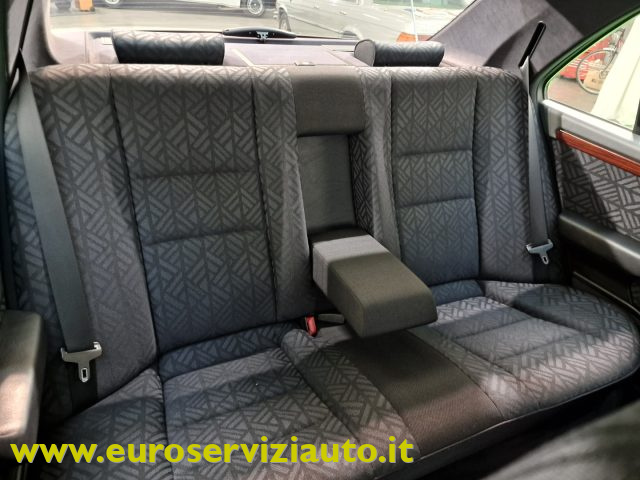 MERCEDES-BENZ C 180 usata 33