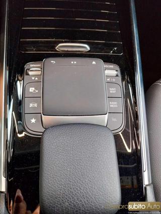 MERCEDES-BENZ GLA 180 usata 31