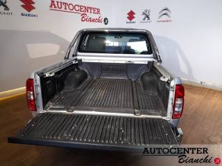 NISSAN Navara usata, con Lettore CD