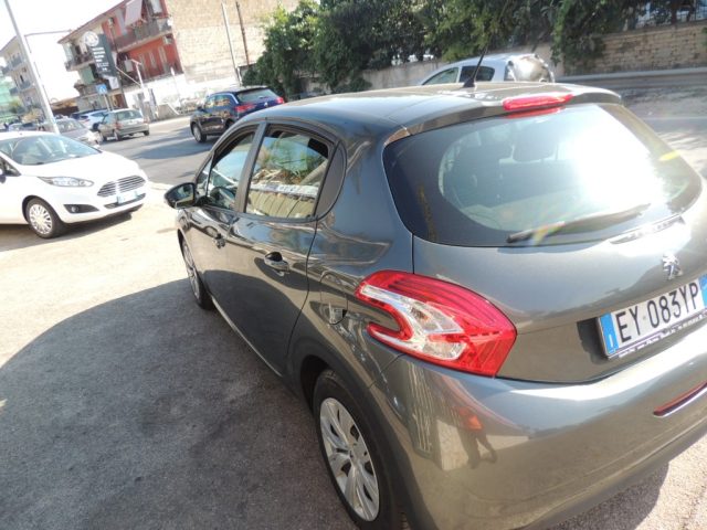 PEUGEOT 208 usata, con ESP