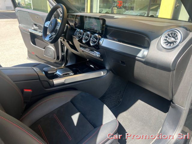 MERCEDES-BENZ GLB 200 usata, con Chiusura centralizzata