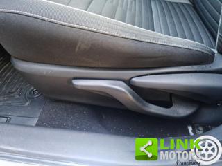 TOYOTA Auris usata 31