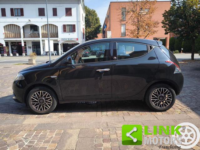 LANCIA Ypsilon usata, con ESP