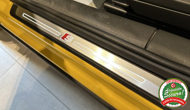 AUDI Q2 usata, con USB