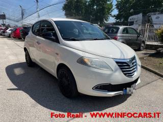 LANCIA Ypsilon 1.2 69 CV Unyca neopatentati