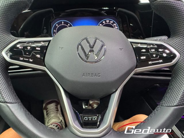 VOLKSWAGEN Golf usata, con Interni in pelle