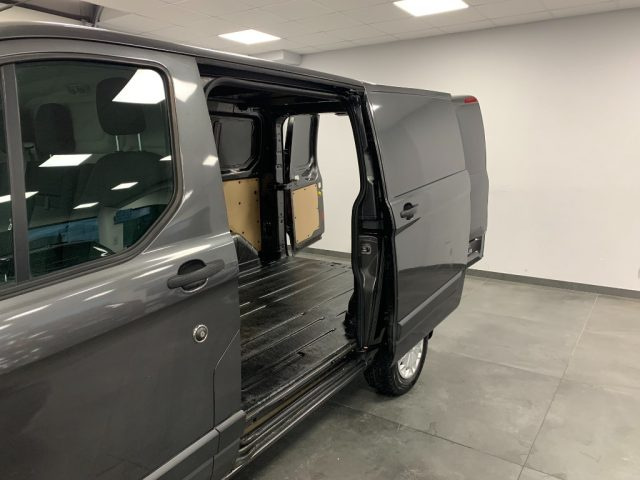 FORD Transit Custom usata, con Fendinebbia