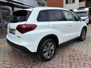 SUZUKI Vitara usata, con Fari LED