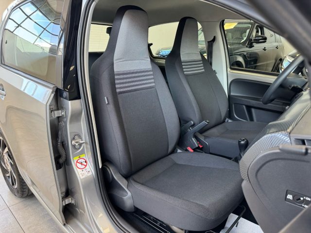 VOLKSWAGEN up! usata, con Climatizzatore