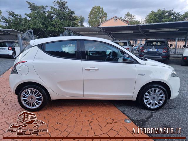 LANCIA Ypsilon usata, con Boardcomputer