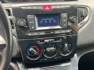 LANCIA Ypsilon usata, con Lettore CD