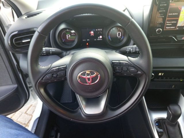 TOYOTA Yaris usata, con Bracciolo