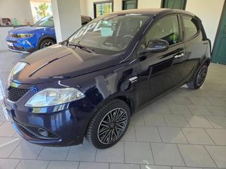 LANCIA Ypsilon usata, con Airbag
