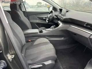 PEUGEOT 5008 usata, con Climatizzatore