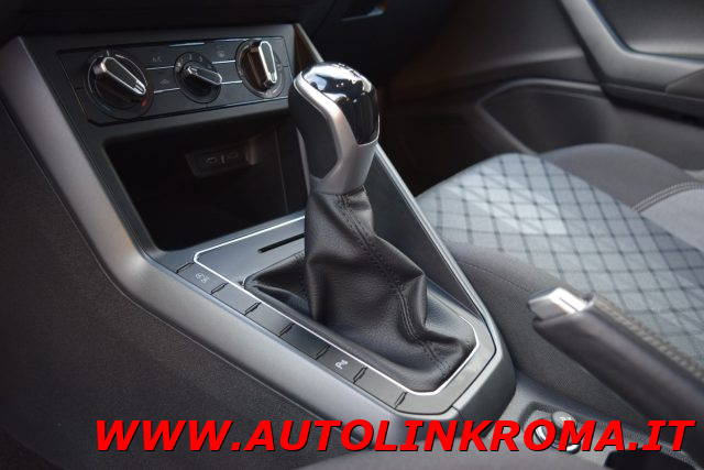 VOLKSWAGEN Taigo usata, con Sedile posteriore sdoppiato